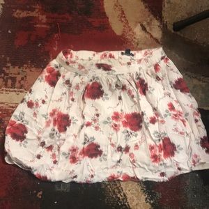Very cute flowered skirt